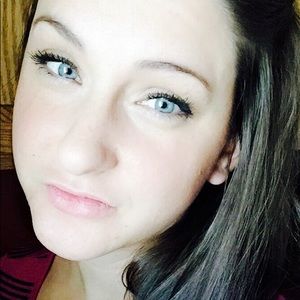 Meet your Posher, Natasha